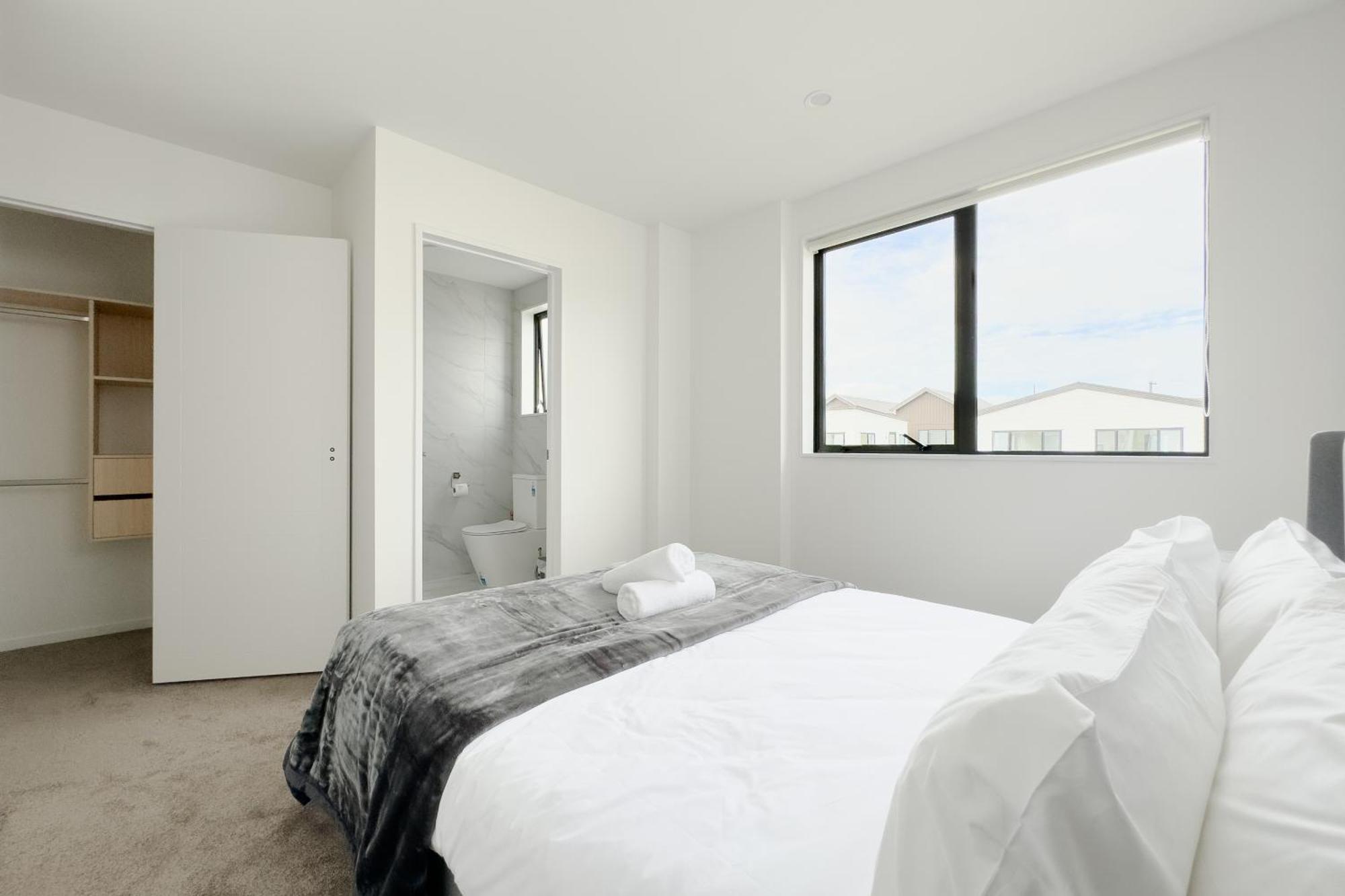 Вилла Modern 3-Bds Townhouse In South Окленд Экстерьер фото